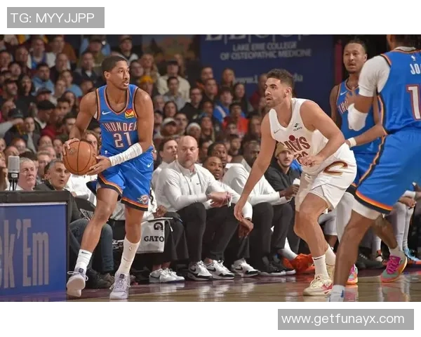 NBA季后赛激战正酣雷霆对决开拓者G3精彩直播不容错过 NBA季后赛激战正酣雷霆对决开拓者G3精彩直播不容错过